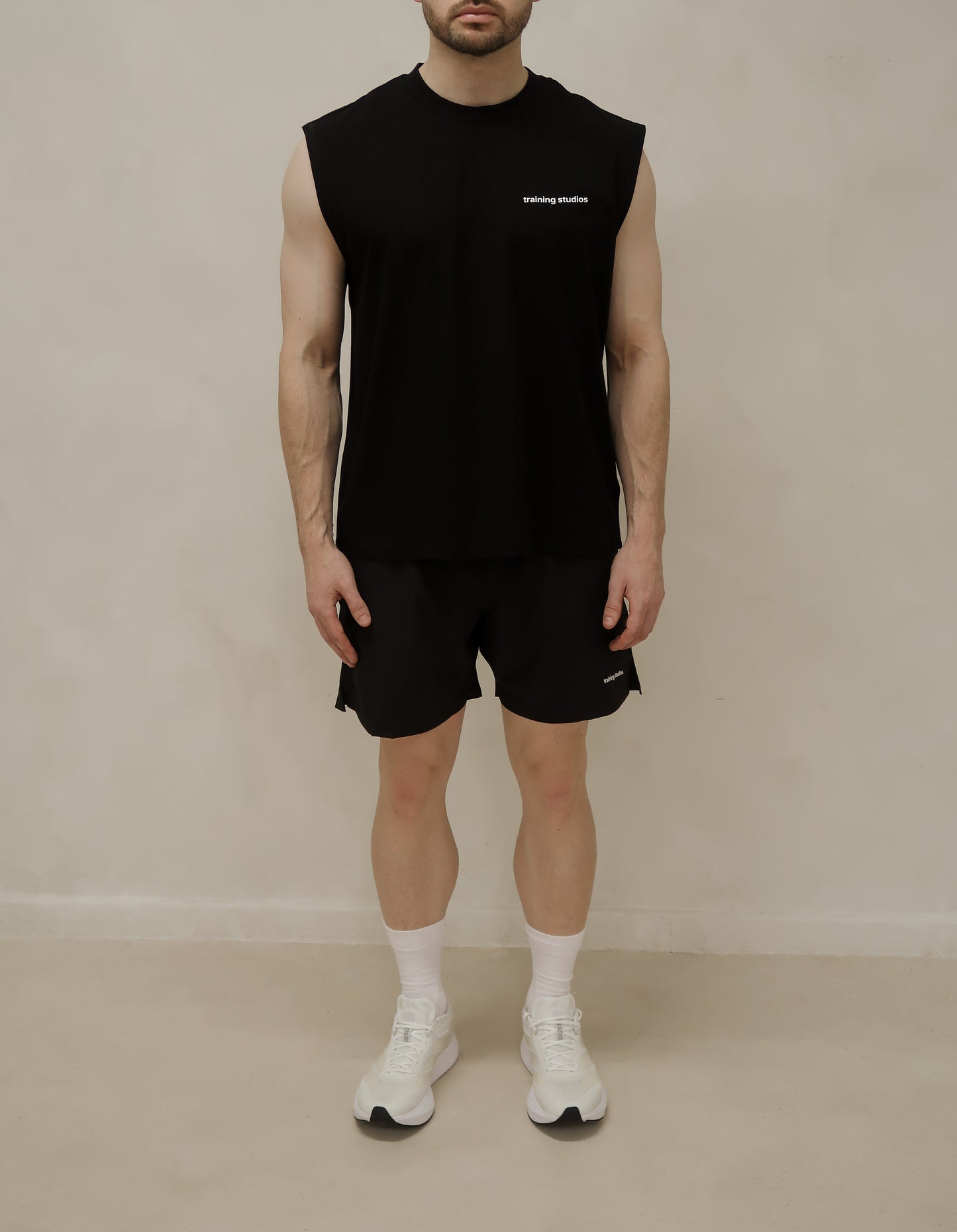 training studios oversized Tank
